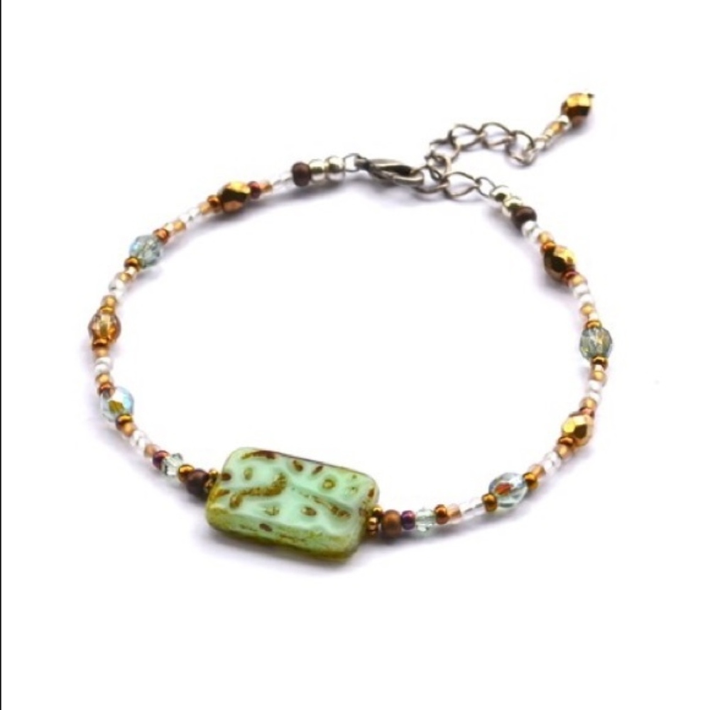Boho bracelet beaded peridot bronze adjustable